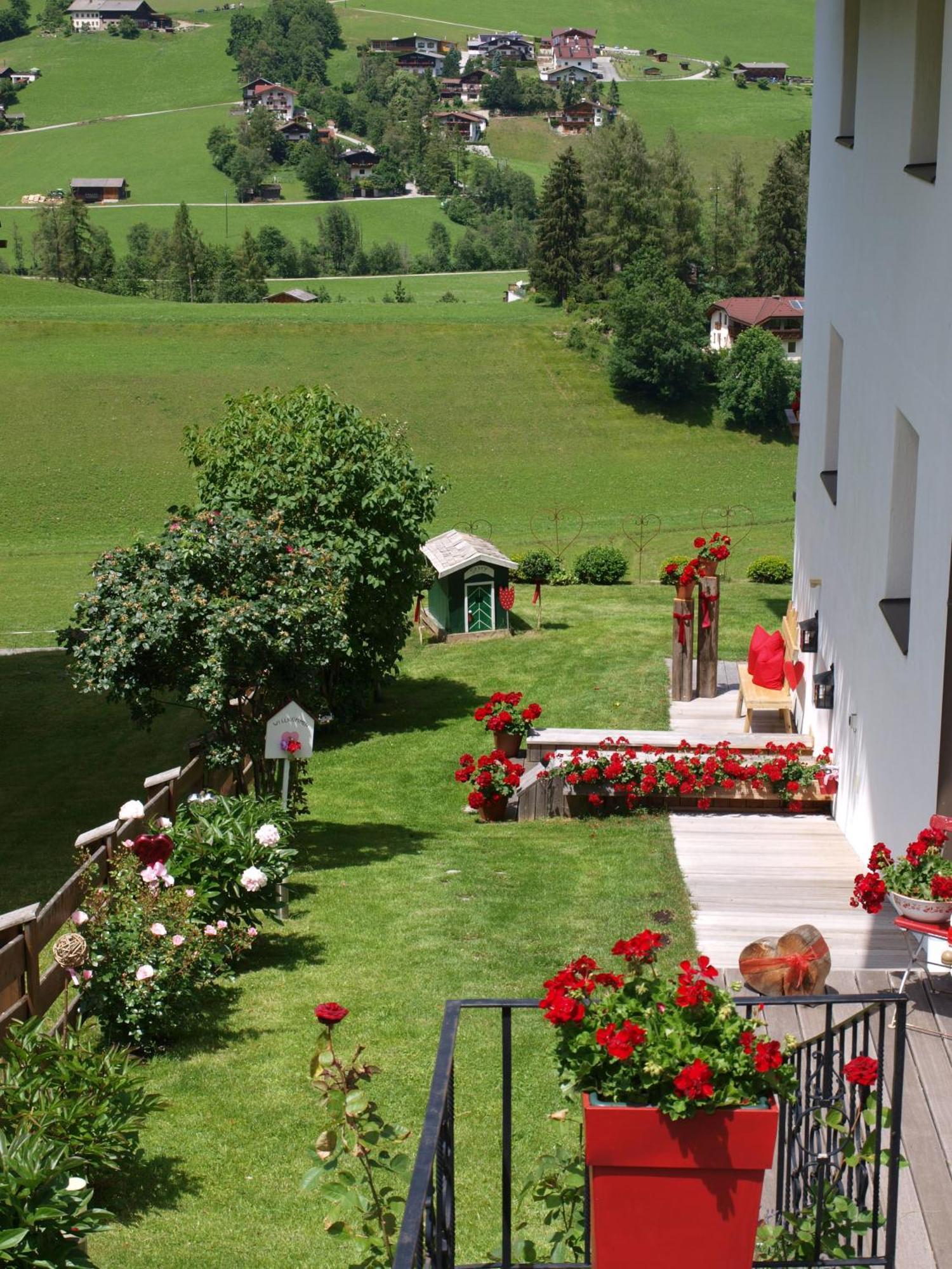 Alpenferienwohnung Strickner Neustift im Stubaital Luaran gambar